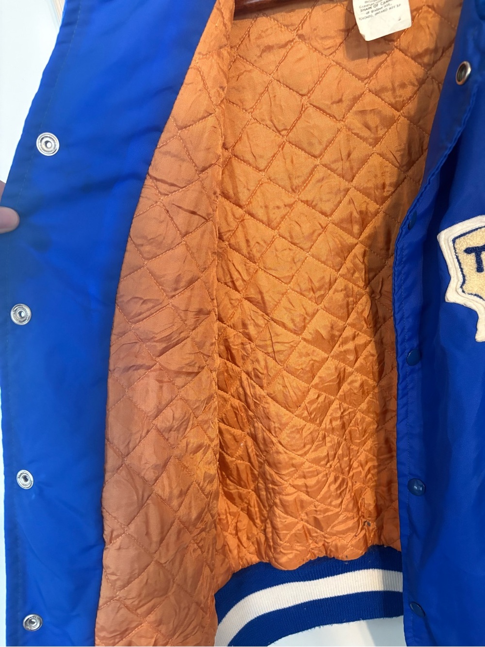 RARE Vintage Toronto Maple Leafs Men's Quilted Lining Blue Satin Bomber Jacket - Picture 6 of 12